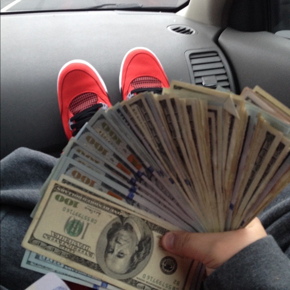 Meet your Posher, Natasha - Picture 5 of 9